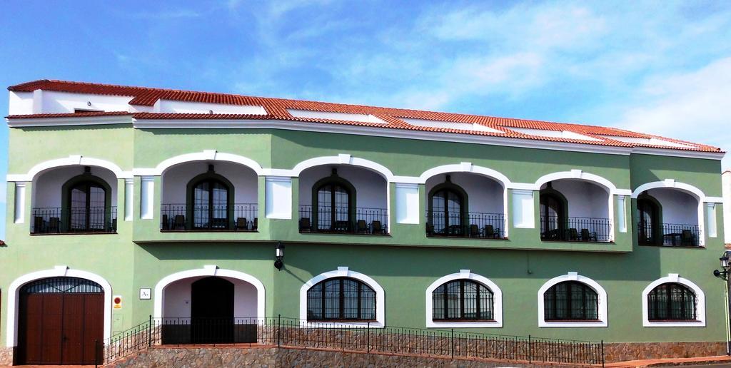 Apartamentos Trinidad Alange Luaran gambar