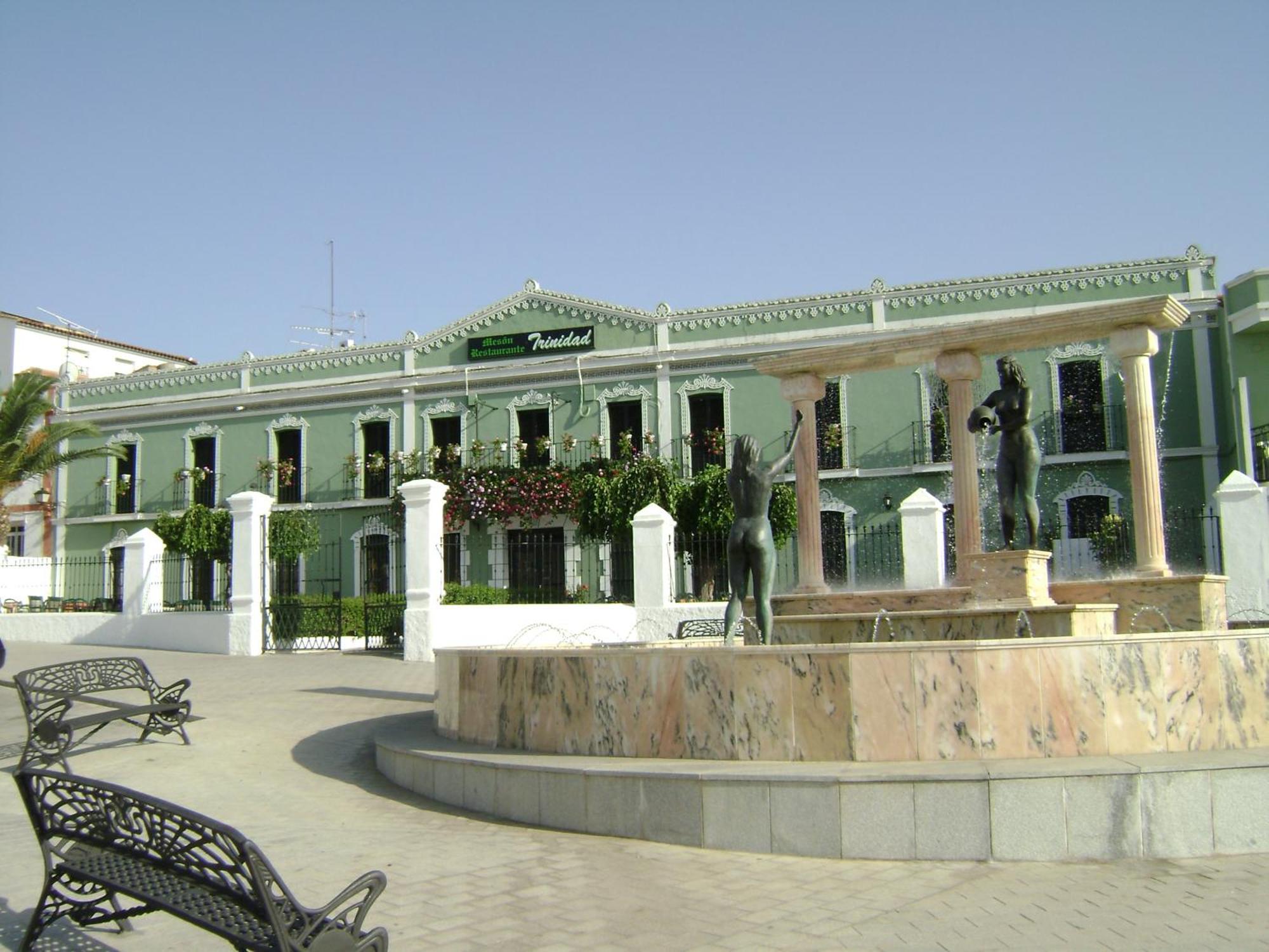 Apartamentos Trinidad Alange Luaran gambar