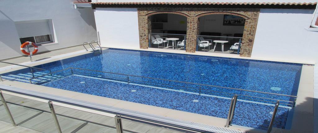 Apartamentos Trinidad Alange Luaran gambar