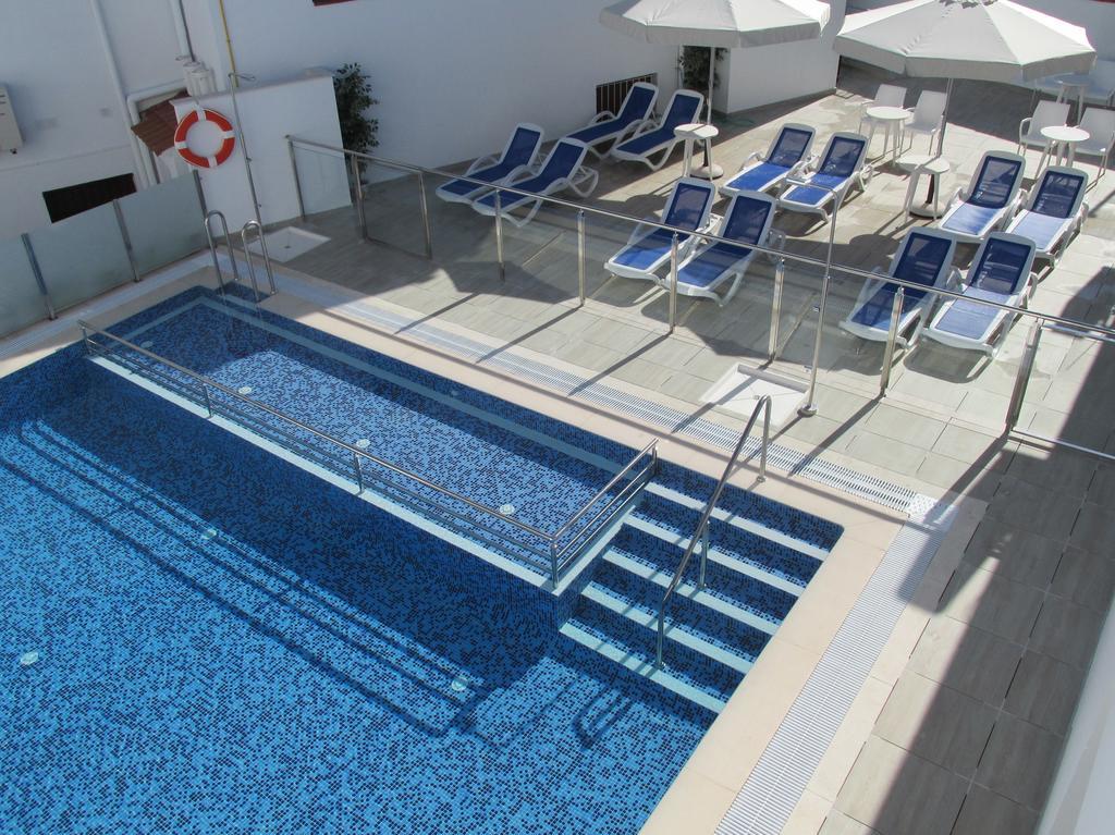 Apartamentos Trinidad Alange Luaran gambar