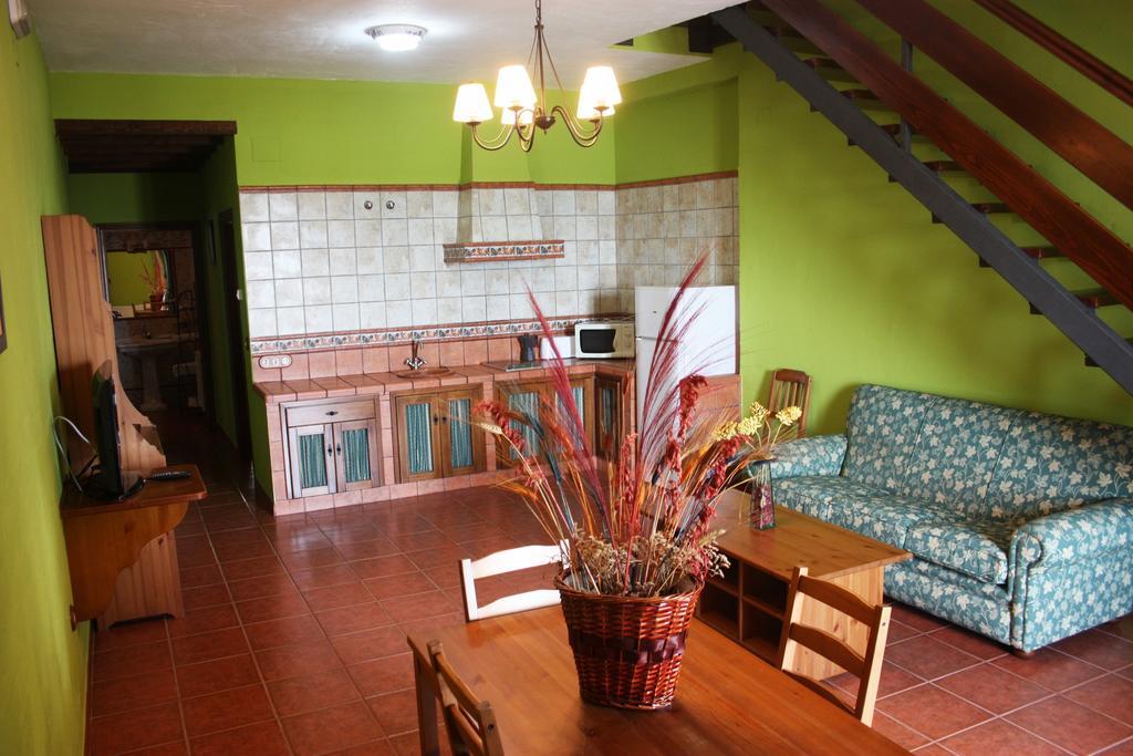 Apartamentos Trinidad Alange Bilik gambar